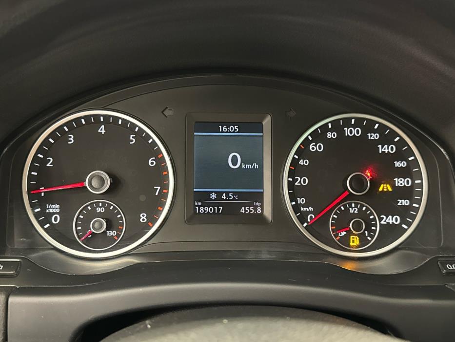 VOLKSWAGEN Tiguan 2013