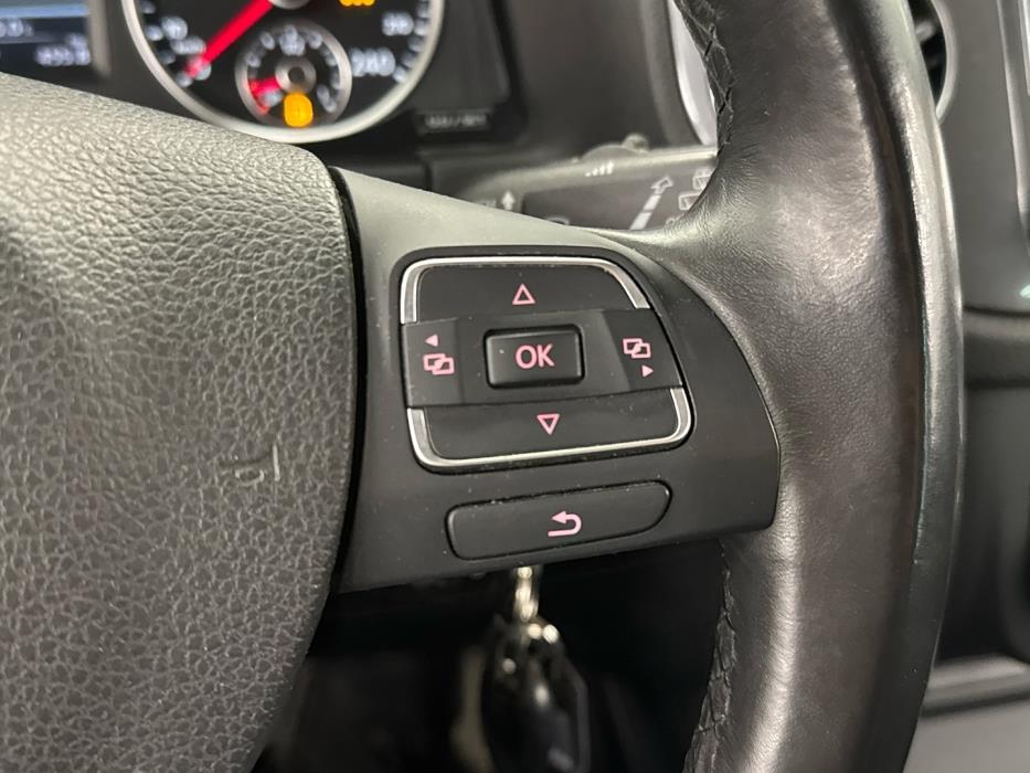 VOLKSWAGEN Tiguan 2013