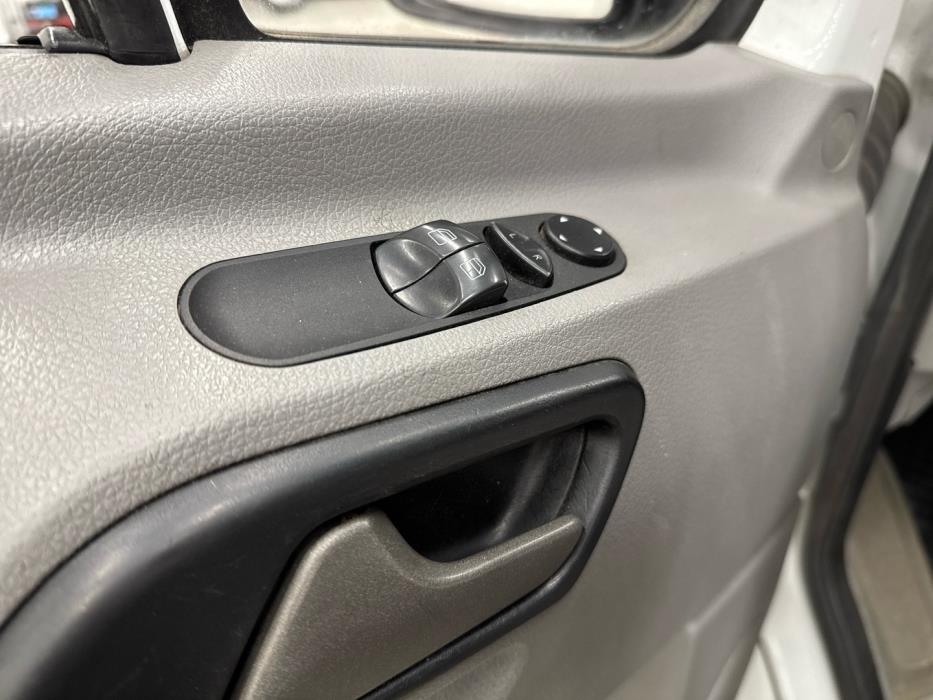 MERCEDES-BENZ Sprinter 2015