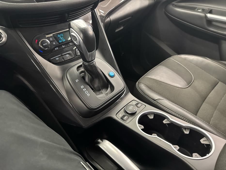 FORD Kuga 2016