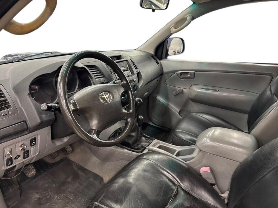 TOYOTA Hilux 2007
