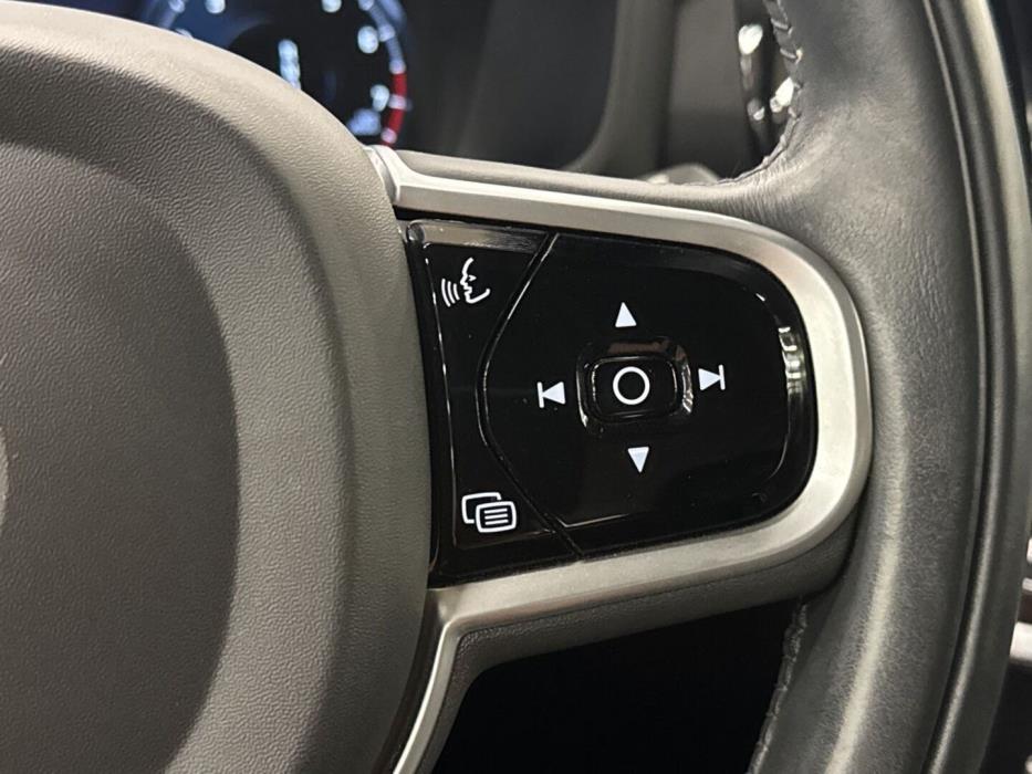 VOLVO V60 2020