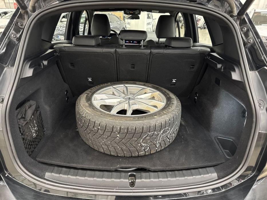BMW 225 2023