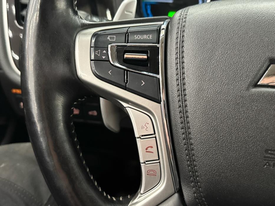 MITSUBISHI Outlander PHEV 2018