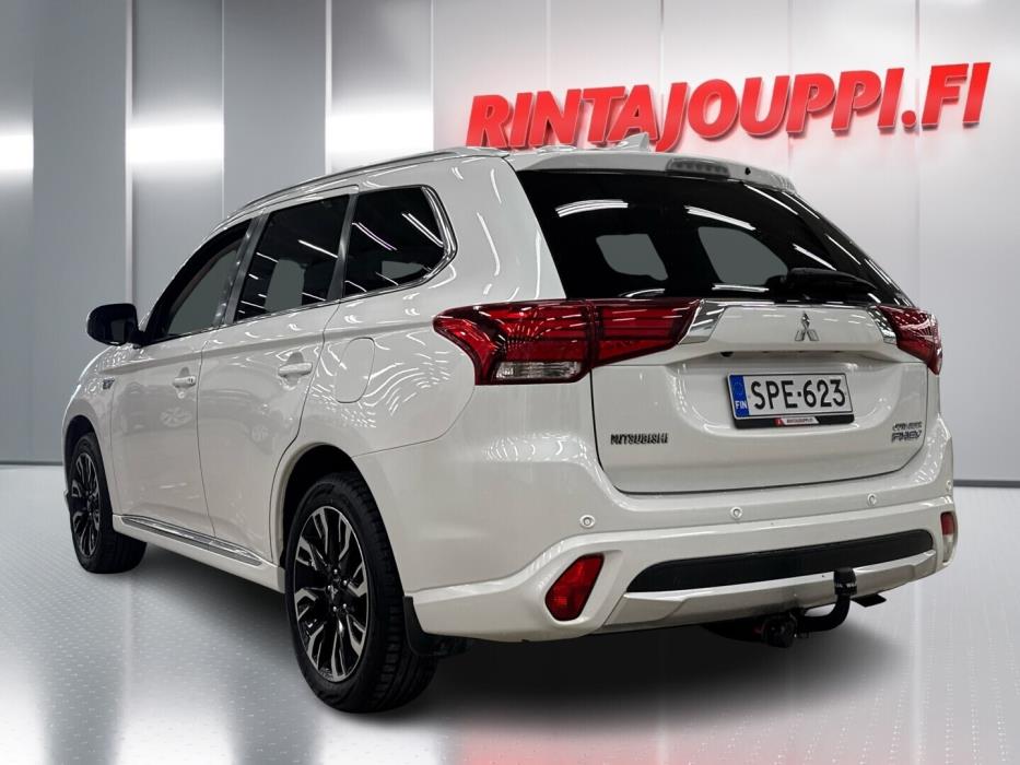 MITSUBISHI Outlander PHEV 2018