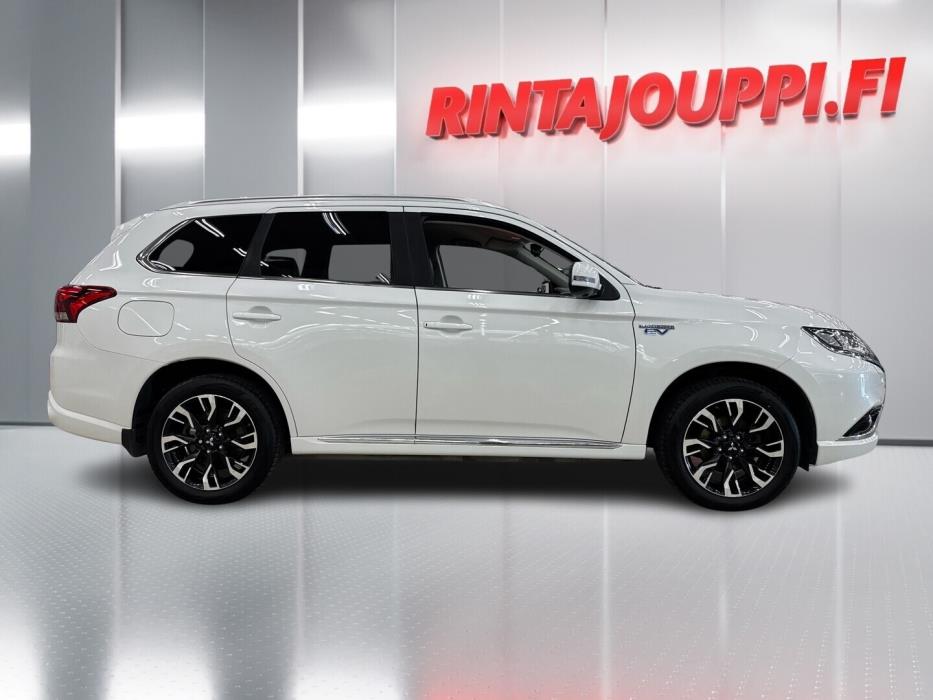 MITSUBISHI Outlander PHEV 2018