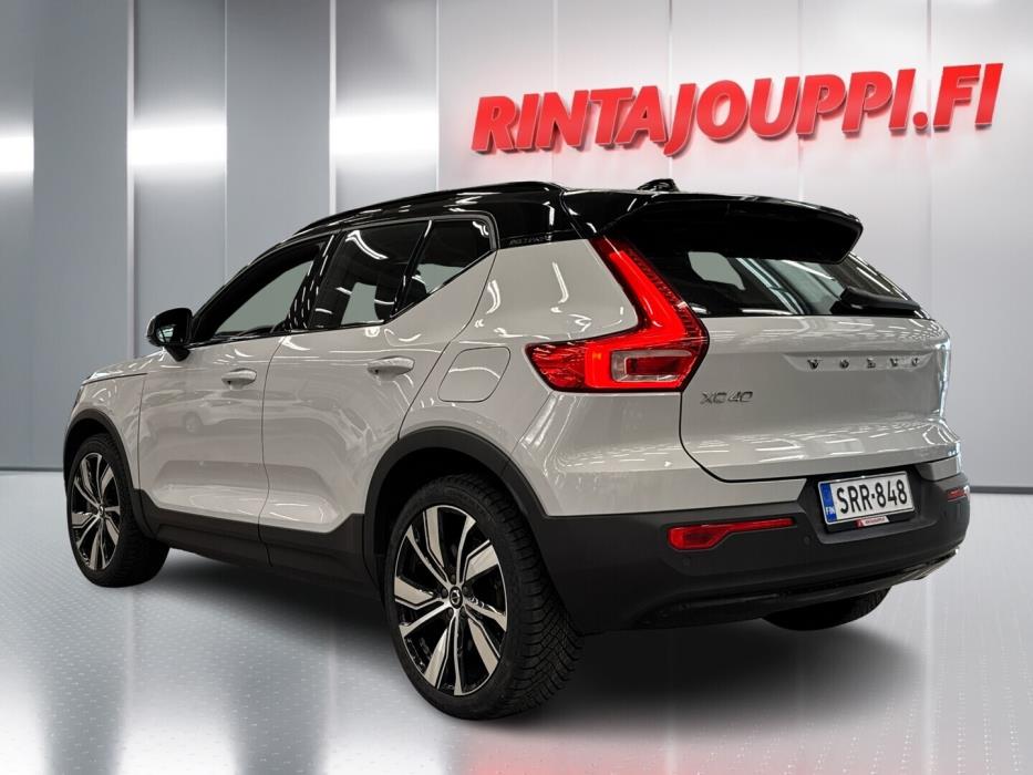 VOLVO XC40 2020