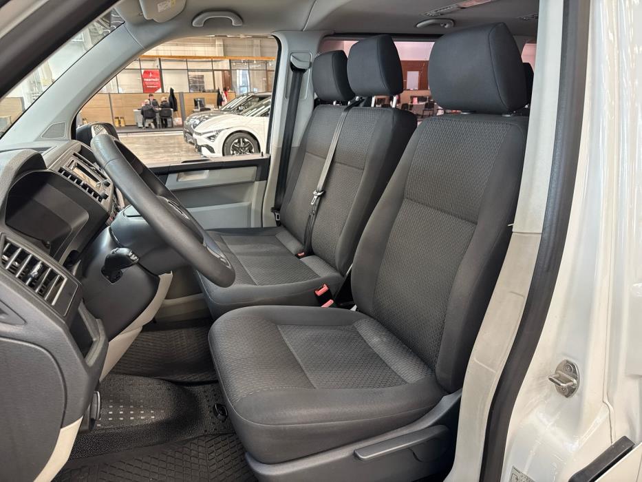 VOLKSWAGEN Caravelle 2019