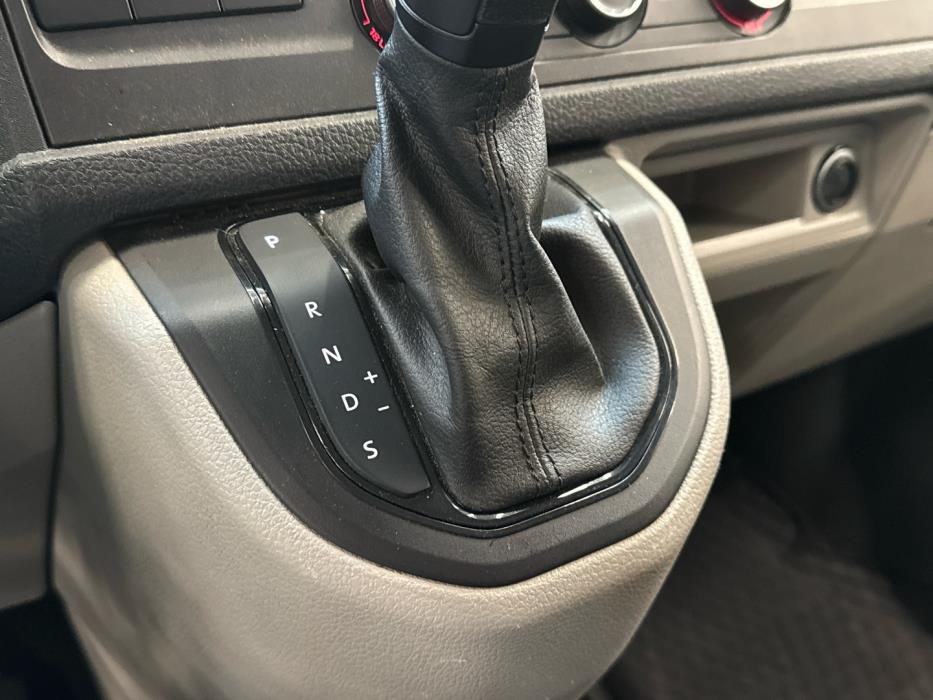 VOLKSWAGEN Caravelle 2019