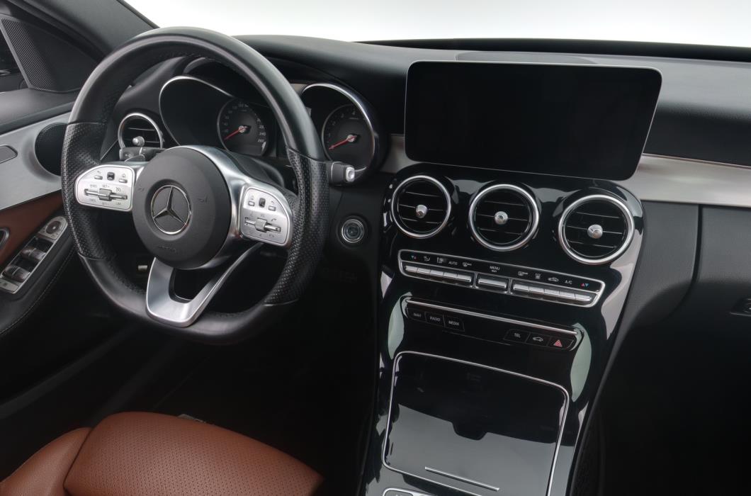 MERCEDES-BENZ C 2020