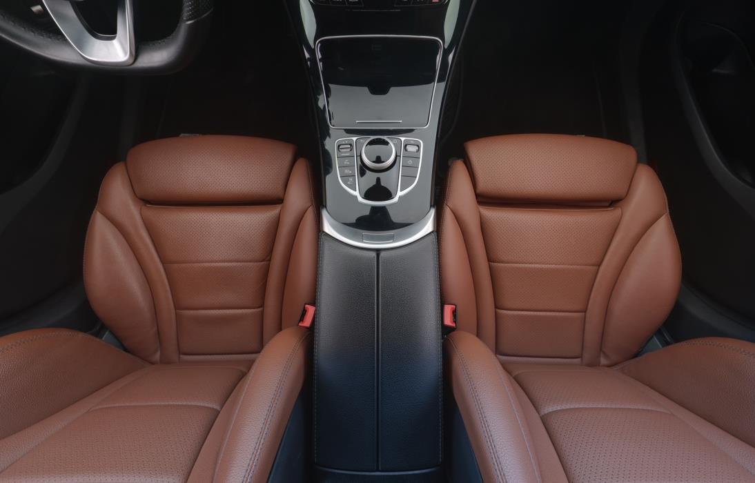 MERCEDES-BENZ C 2020