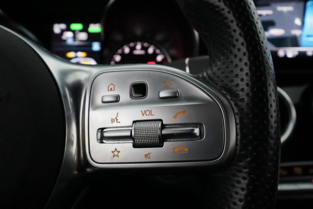 MERCEDES-BENZ C 2020