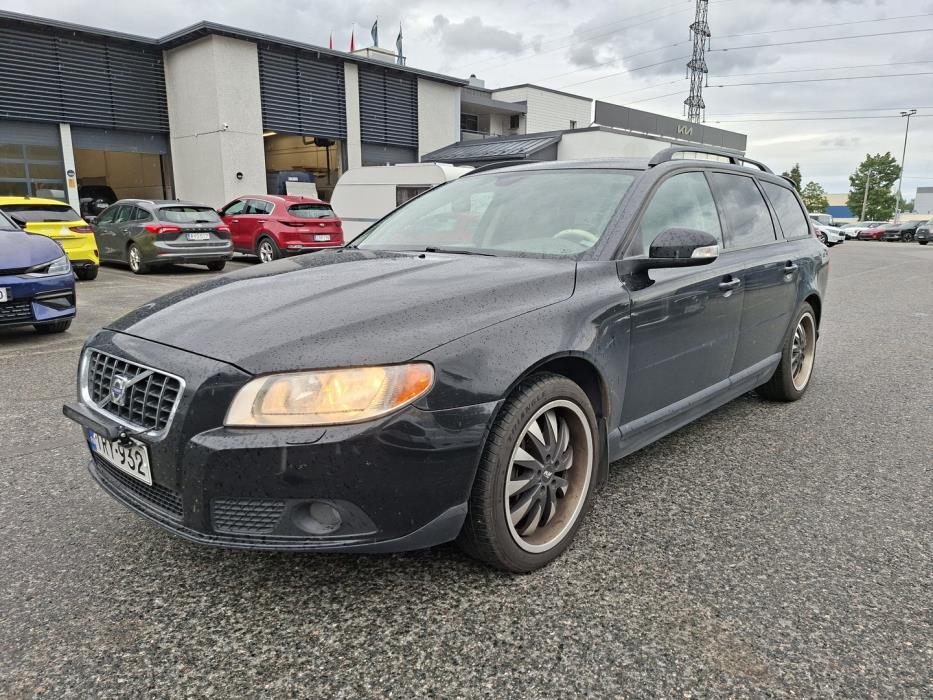 VOLVO V70 2008