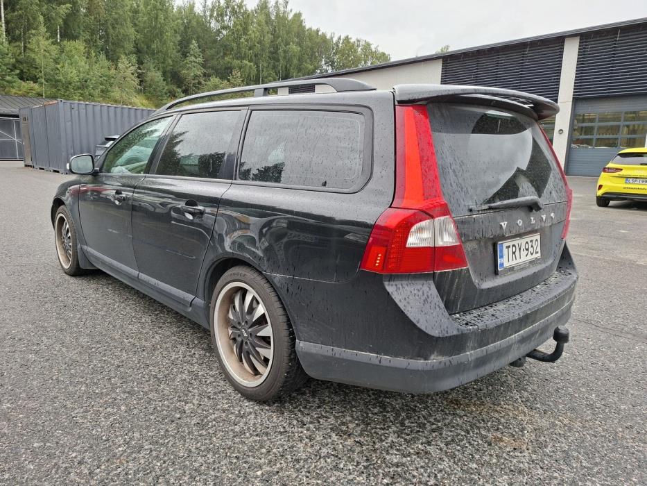 VOLVO V70 2008