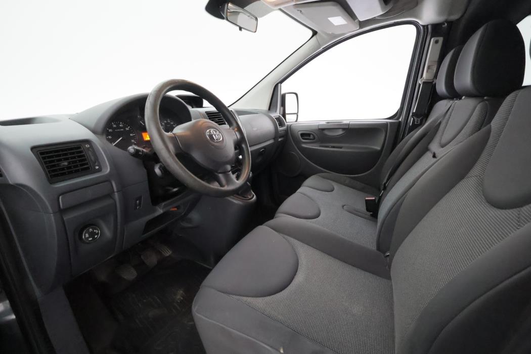 TOYOTA Proace 2015