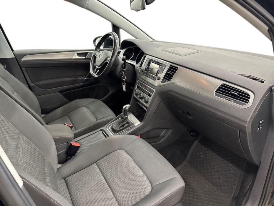 VOLKSWAGEN Golf Sportsvan 2014