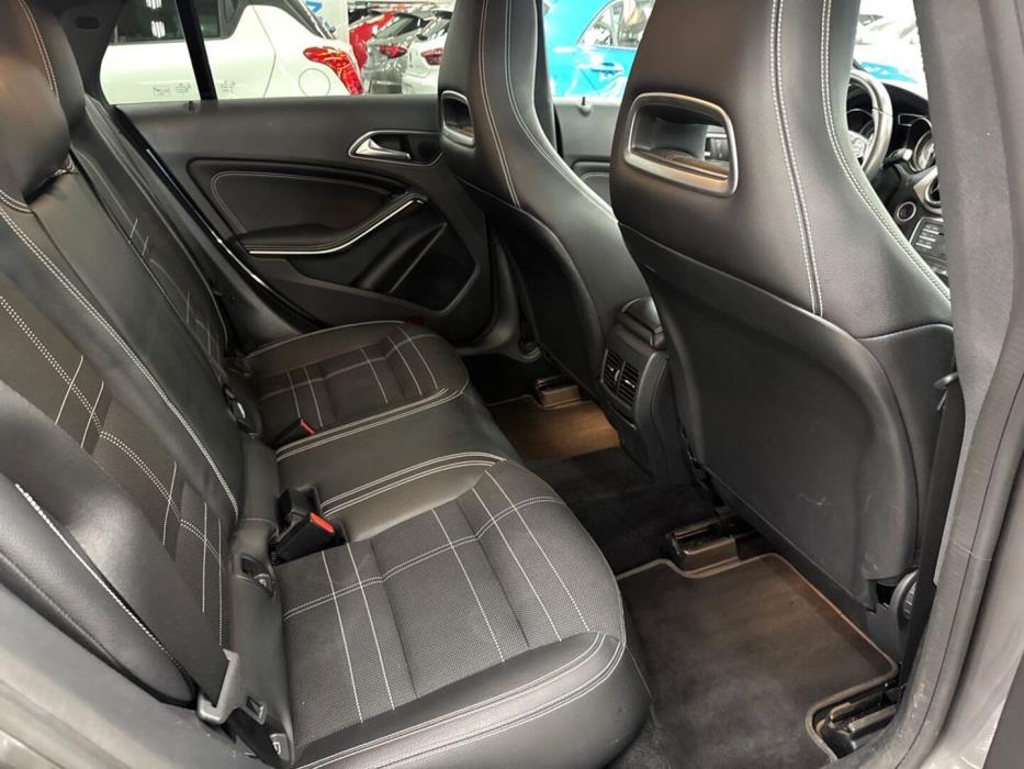 MERCEDES-BENZ CLA 2015