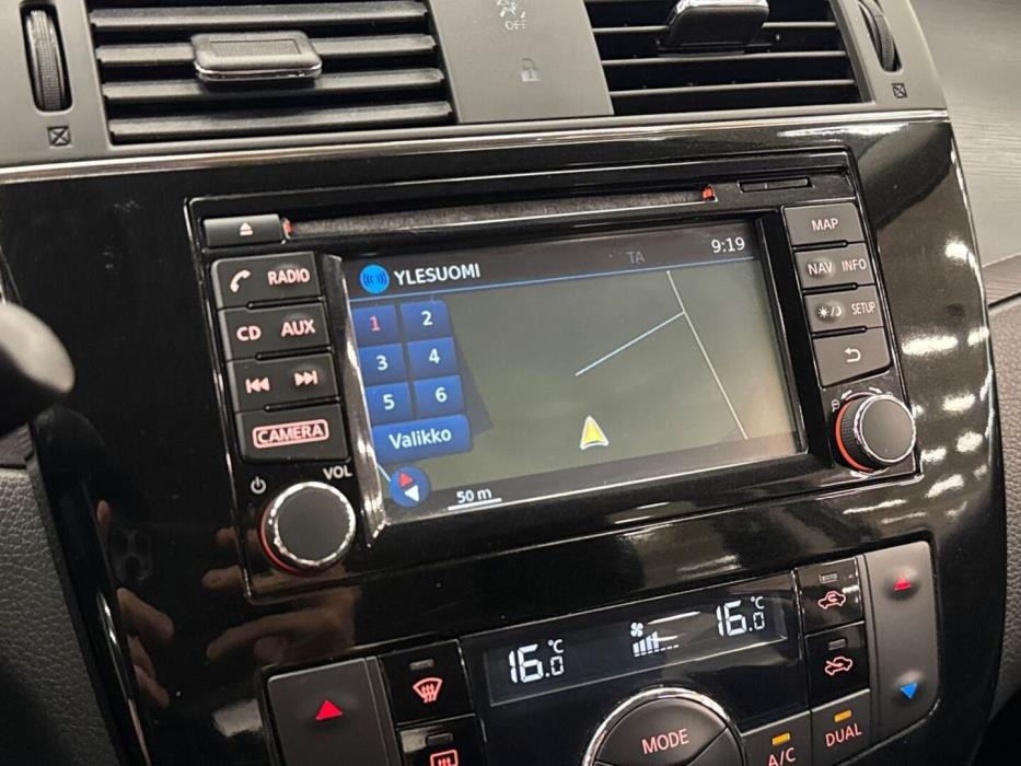 NISSAN Pulsar 2015