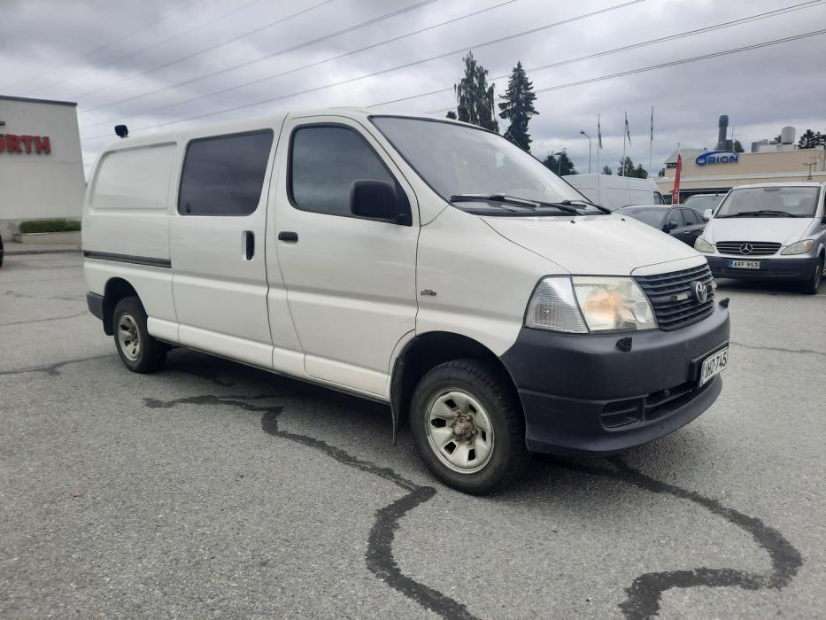TOYOTA Hiace 2007
