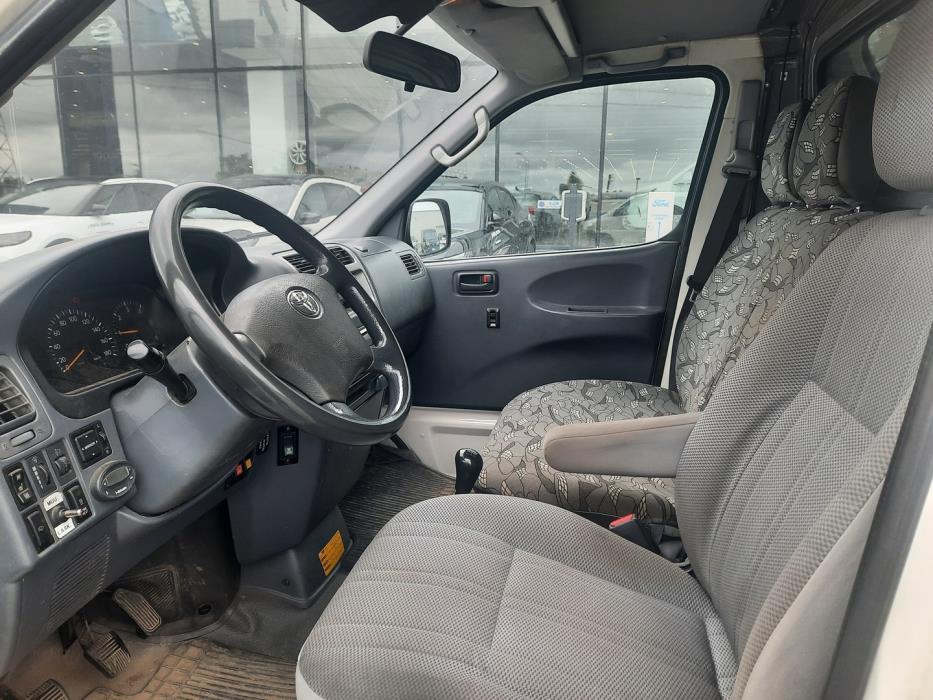 TOYOTA Hiace 2007