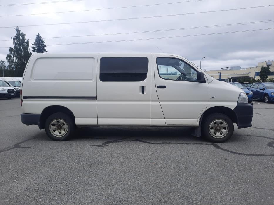 TOYOTA Hiace 2007