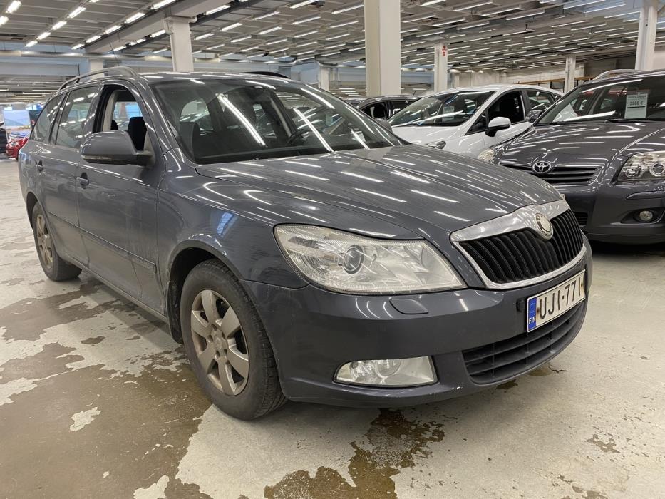 SKODA Octavia 2010