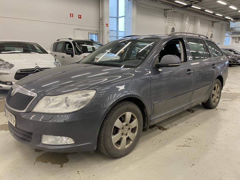 SKODA Octavia 2010