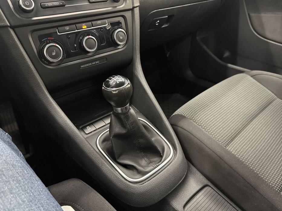 VOLKSWAGEN Golf 2011