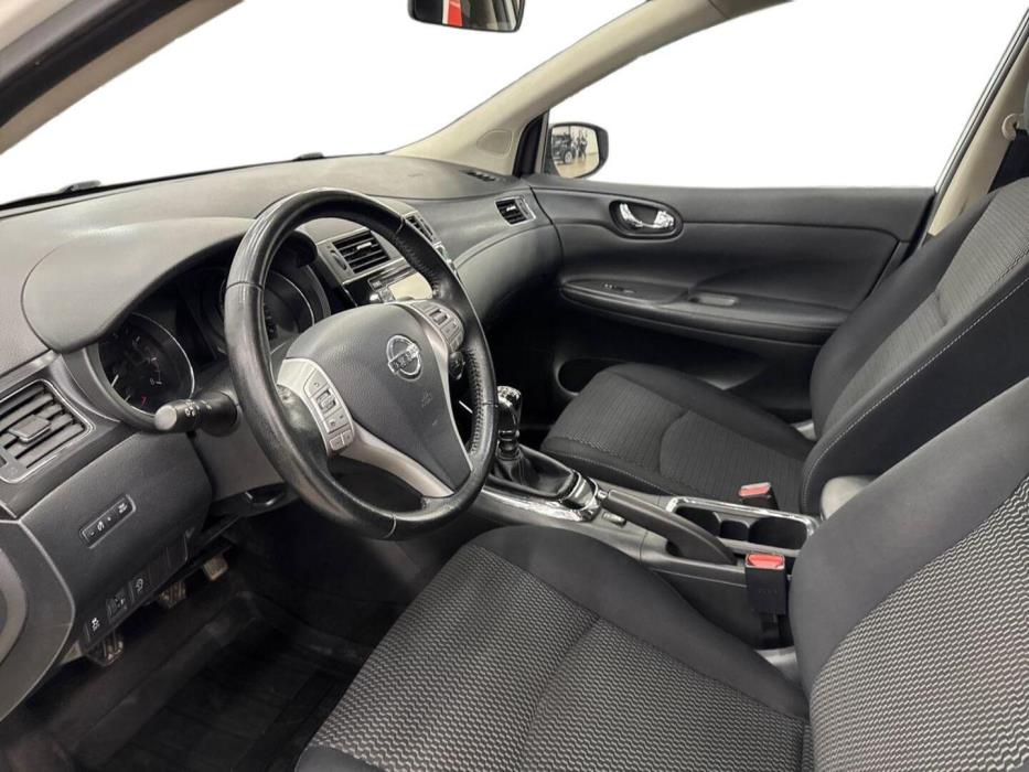 NISSAN Pulsar 2015