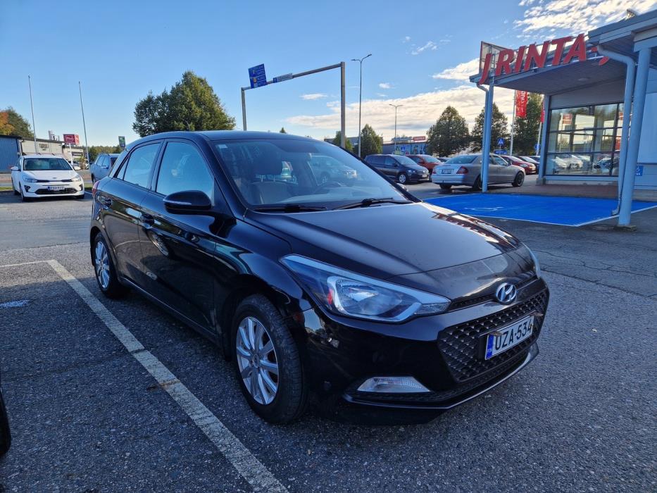 HYUNDAI i20 5d 2015