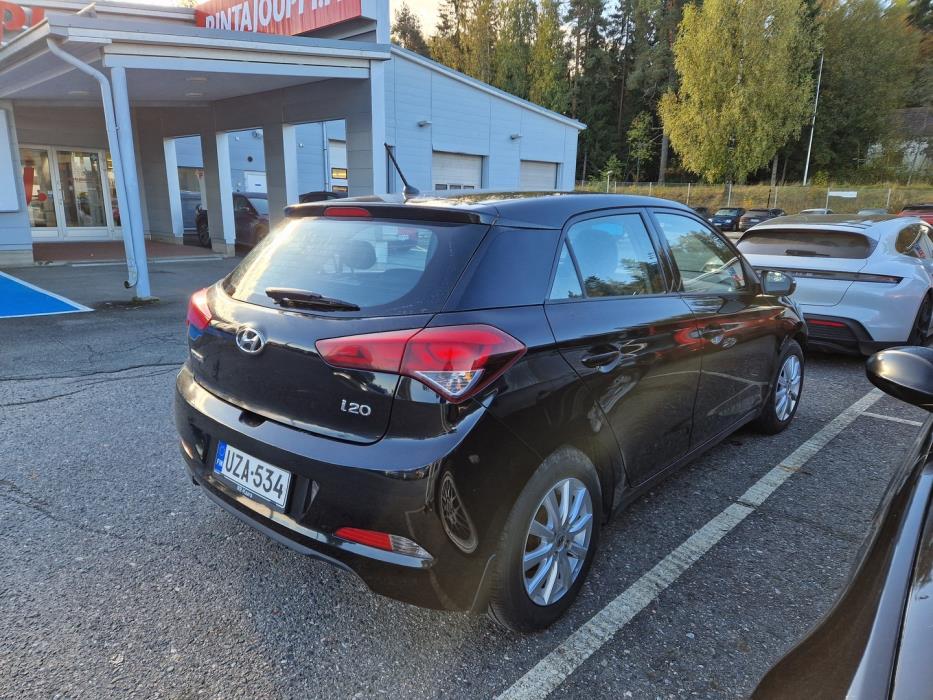 HYUNDAI i20 5d 2015