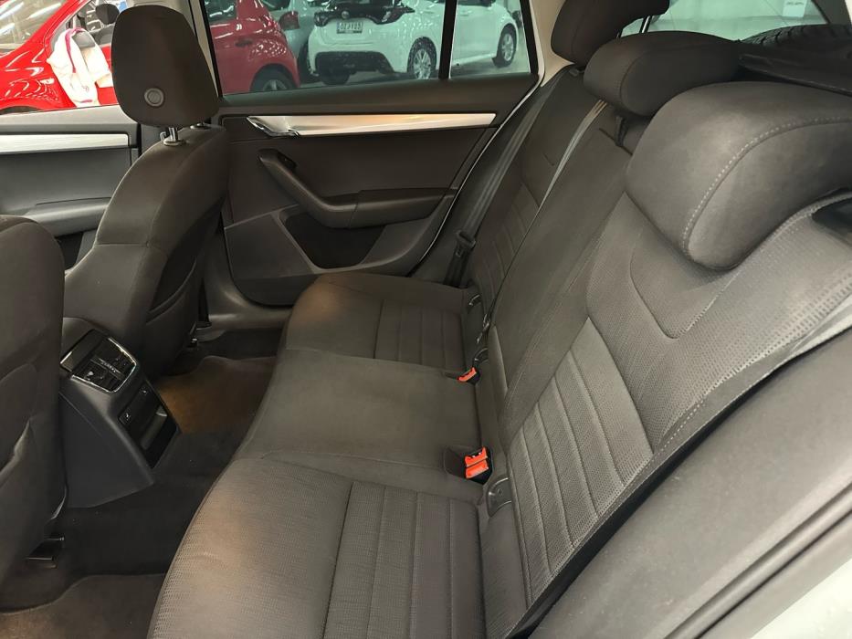 SKODA Octavia 2016