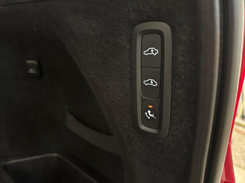 VOLVO XC90 2015