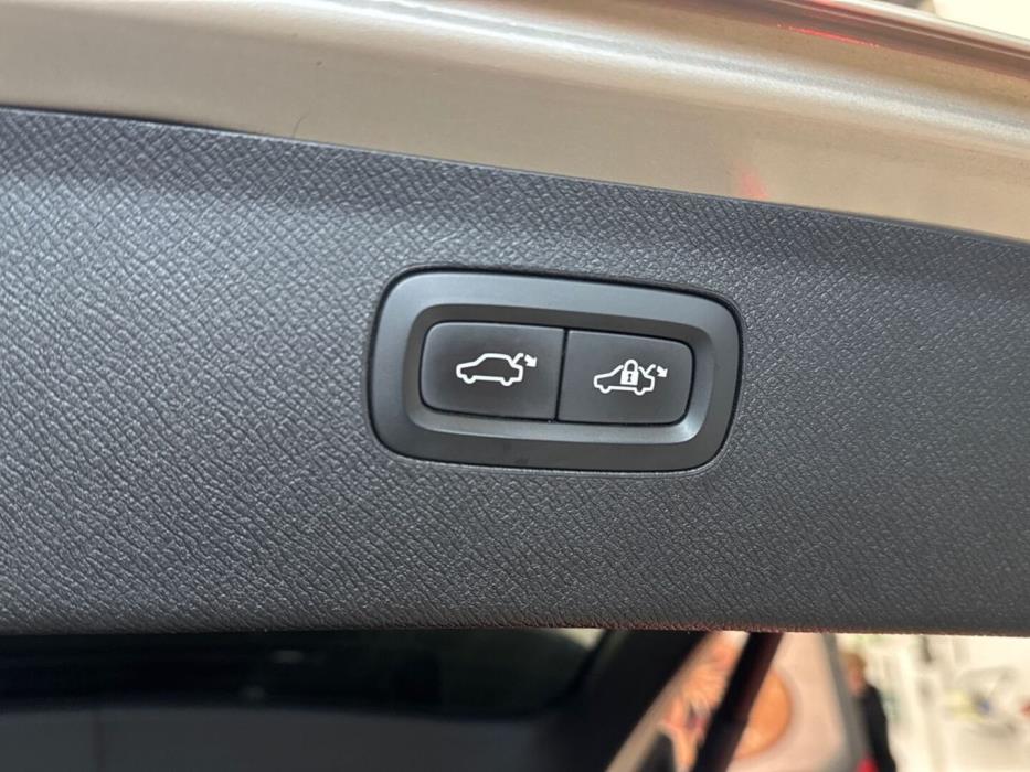 VOLVO XC90 2015