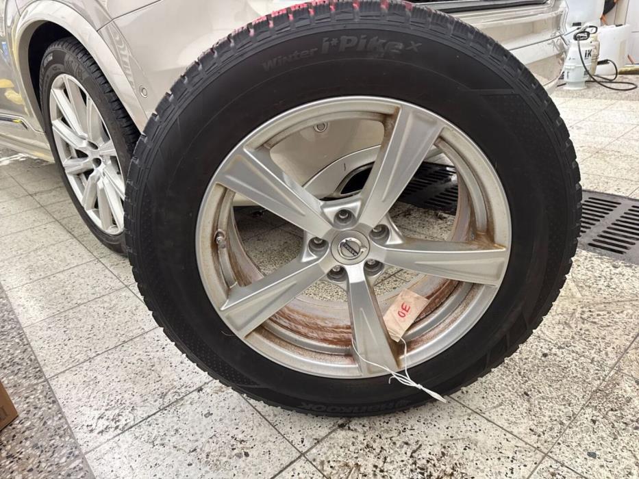 VOLVO XC90 2015