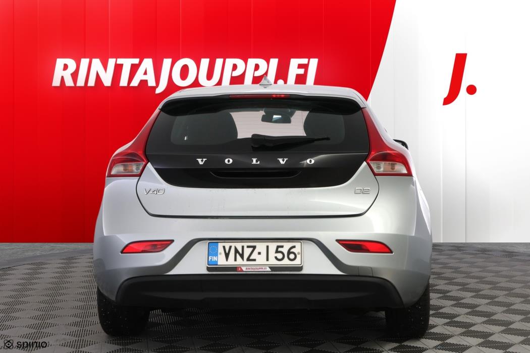 VOLVO V40 2013