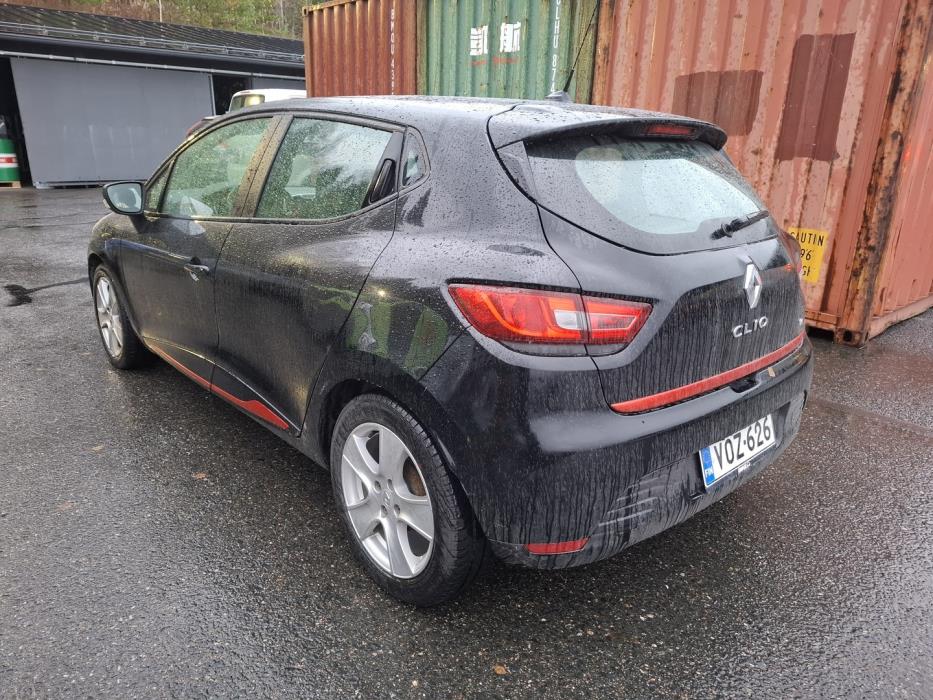 RENAULT Clio 2013