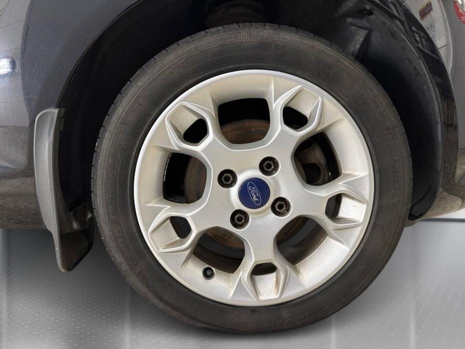 FORD Fiesta 2012