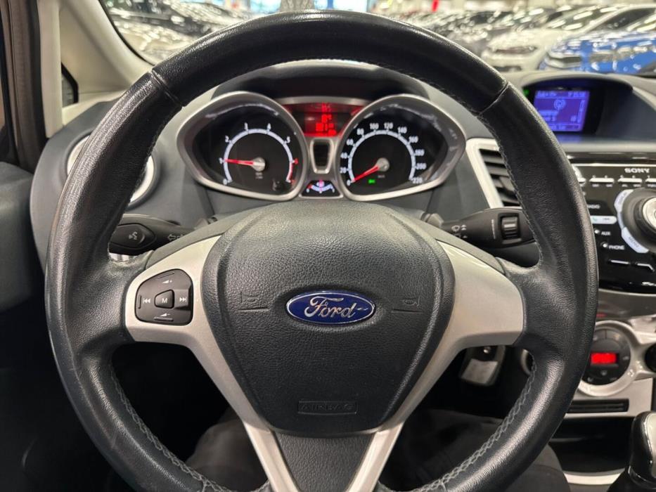 FORD Fiesta 2012