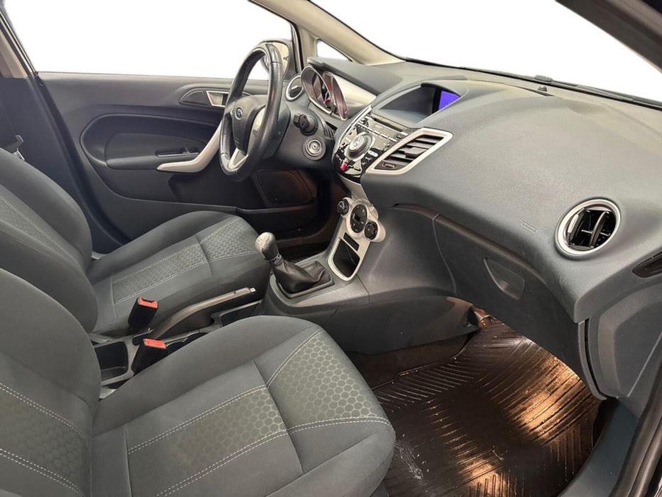 FORD Fiesta 2012