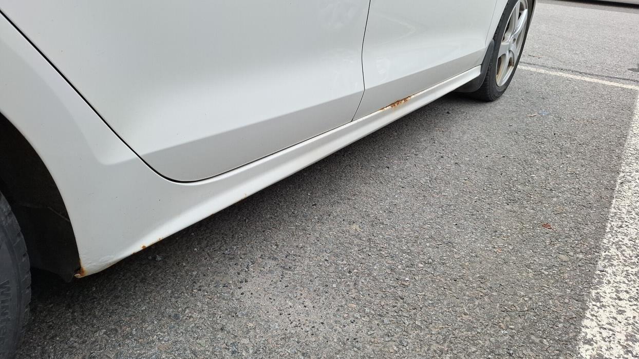 VOLKSWAGEN Jetta 2012