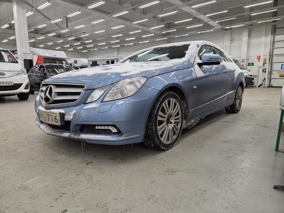 MERCEDES-BENZ E 2010