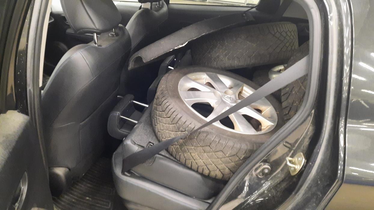 TOYOTA Yaris 2013