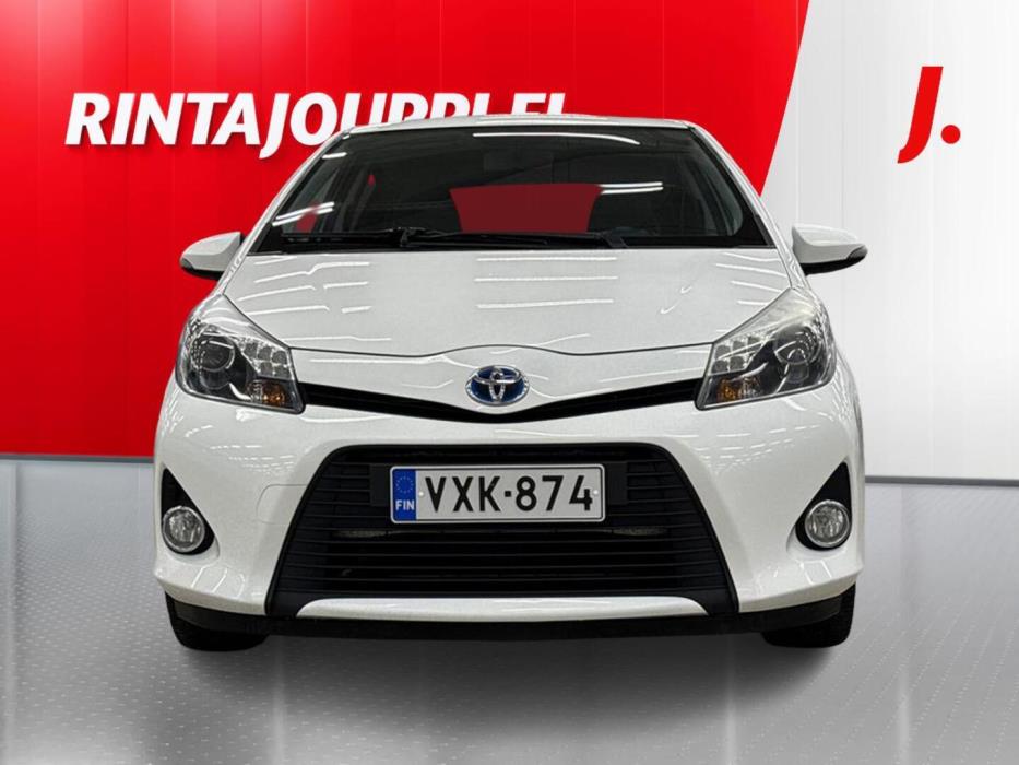 TOYOTA Yaris 2014