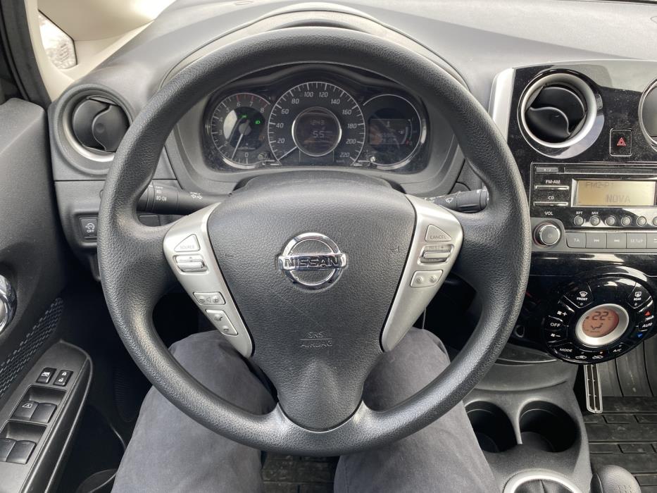 NISSAN Note 2015