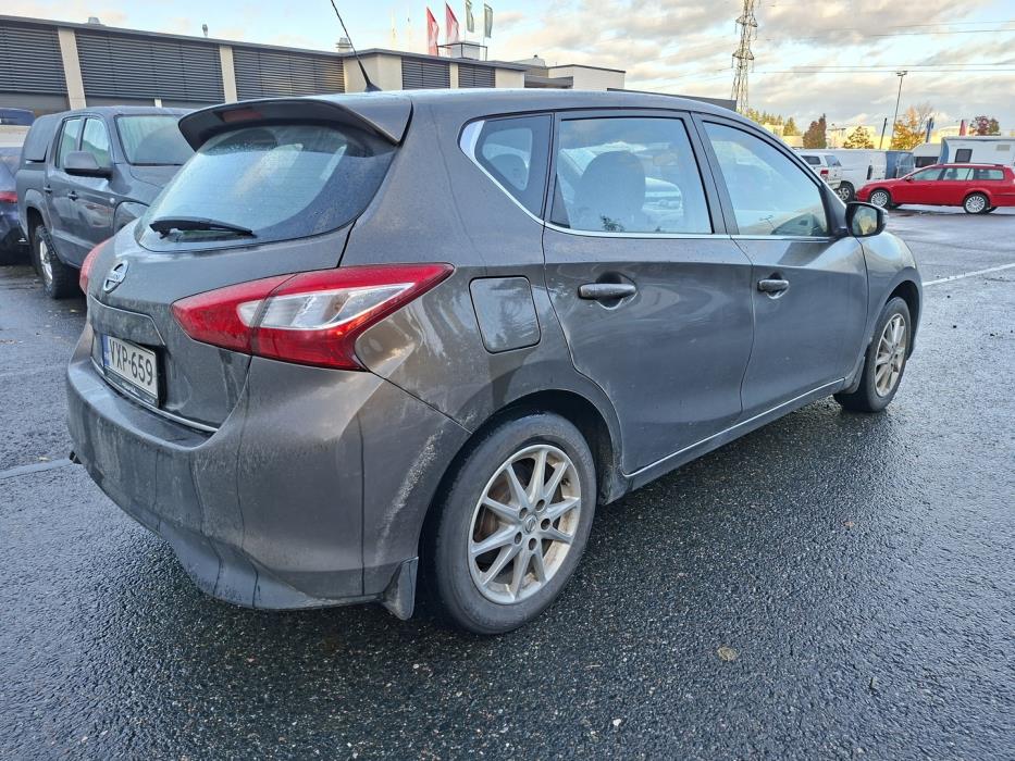 NISSAN Pulsar 2015