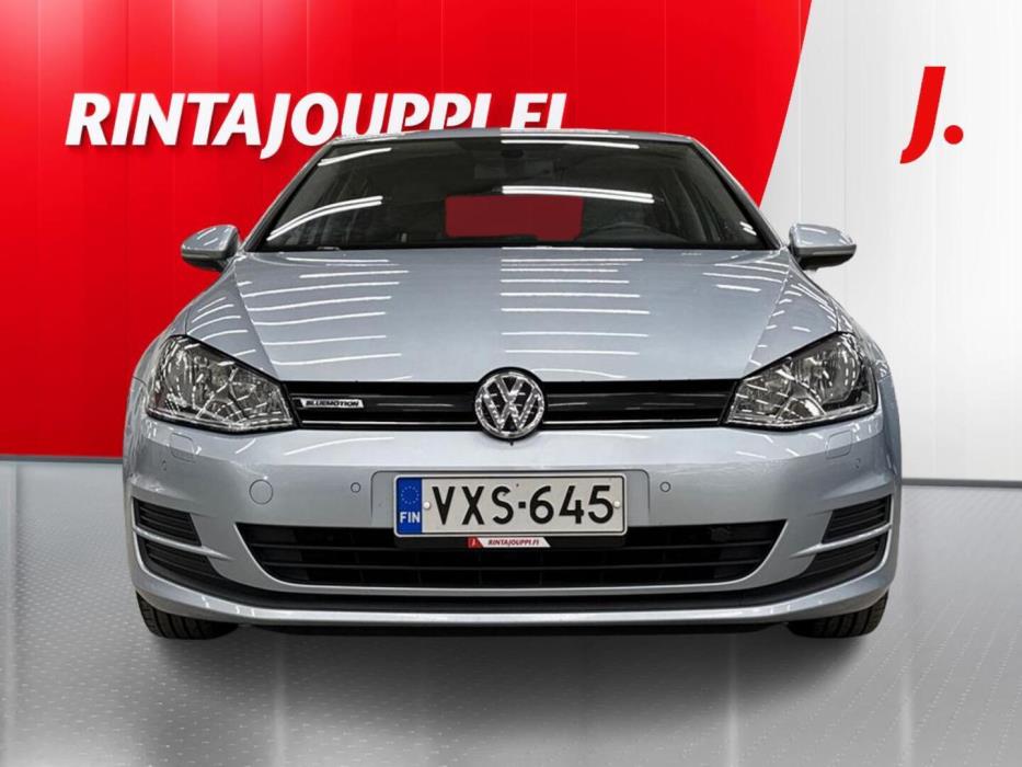 VOLKSWAGEN Golf 2014