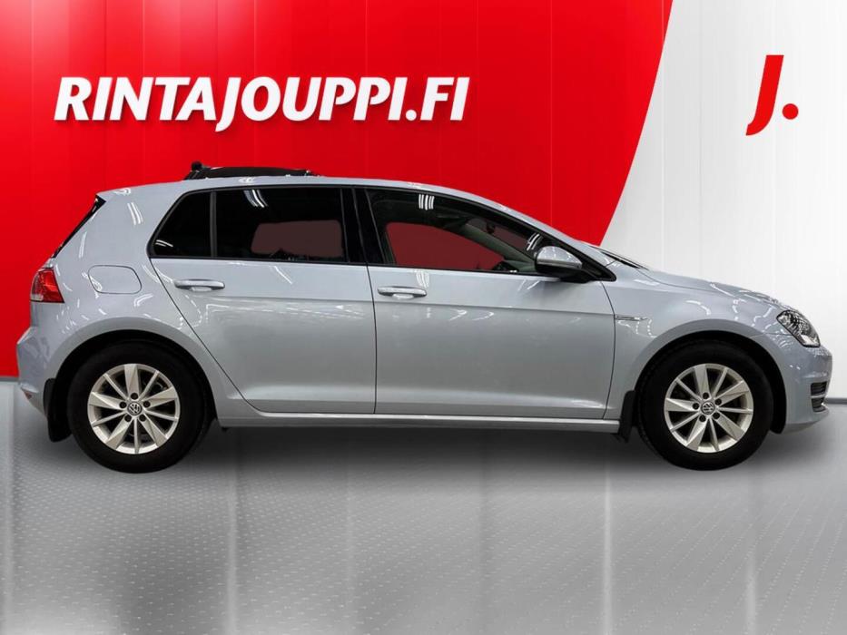 VOLKSWAGEN Golf 2014