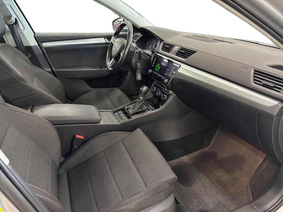 SKODA Superb 2017