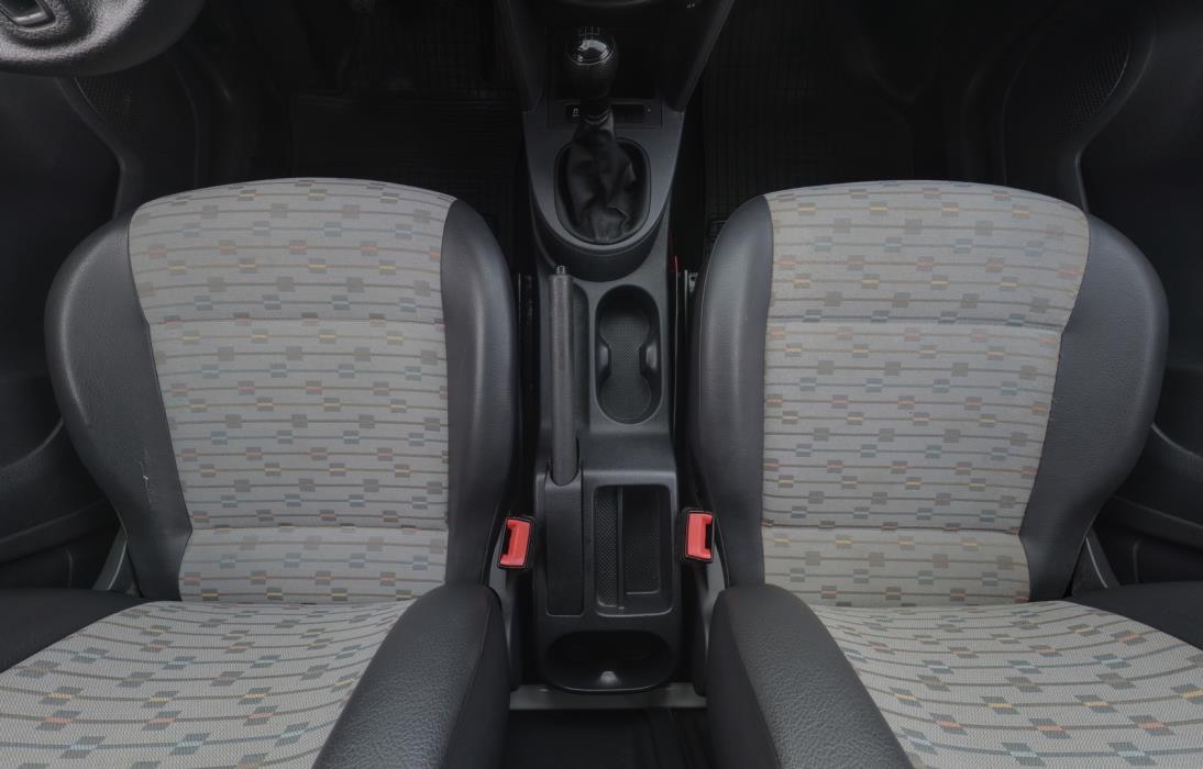 VOLKSWAGEN Caddy 2011